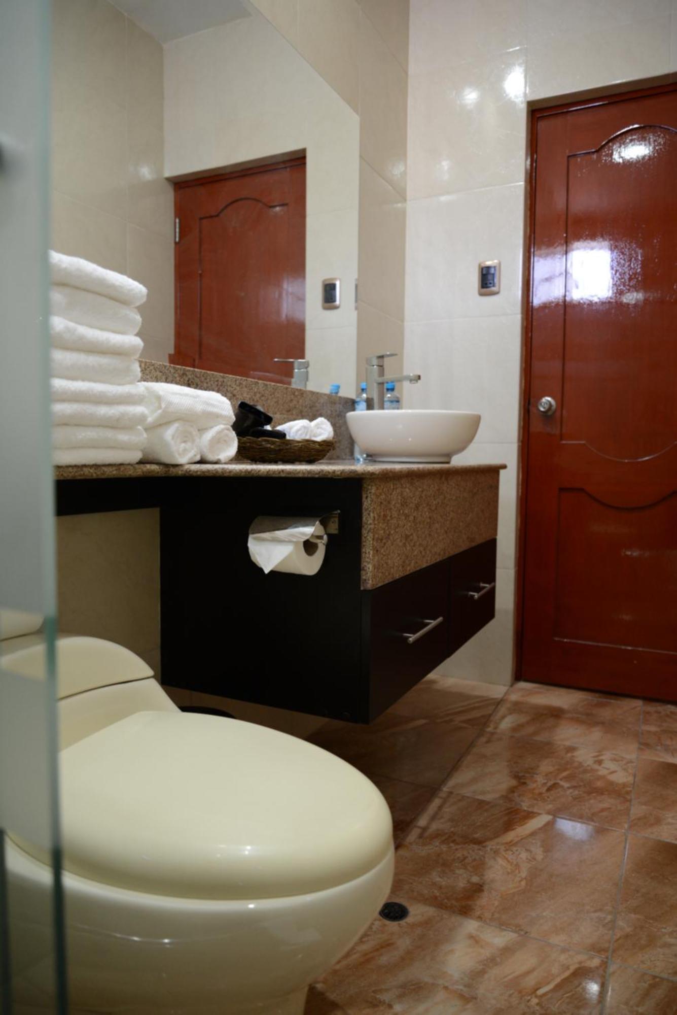 Altipacha Ayacucho Hotel Екстериор снимка