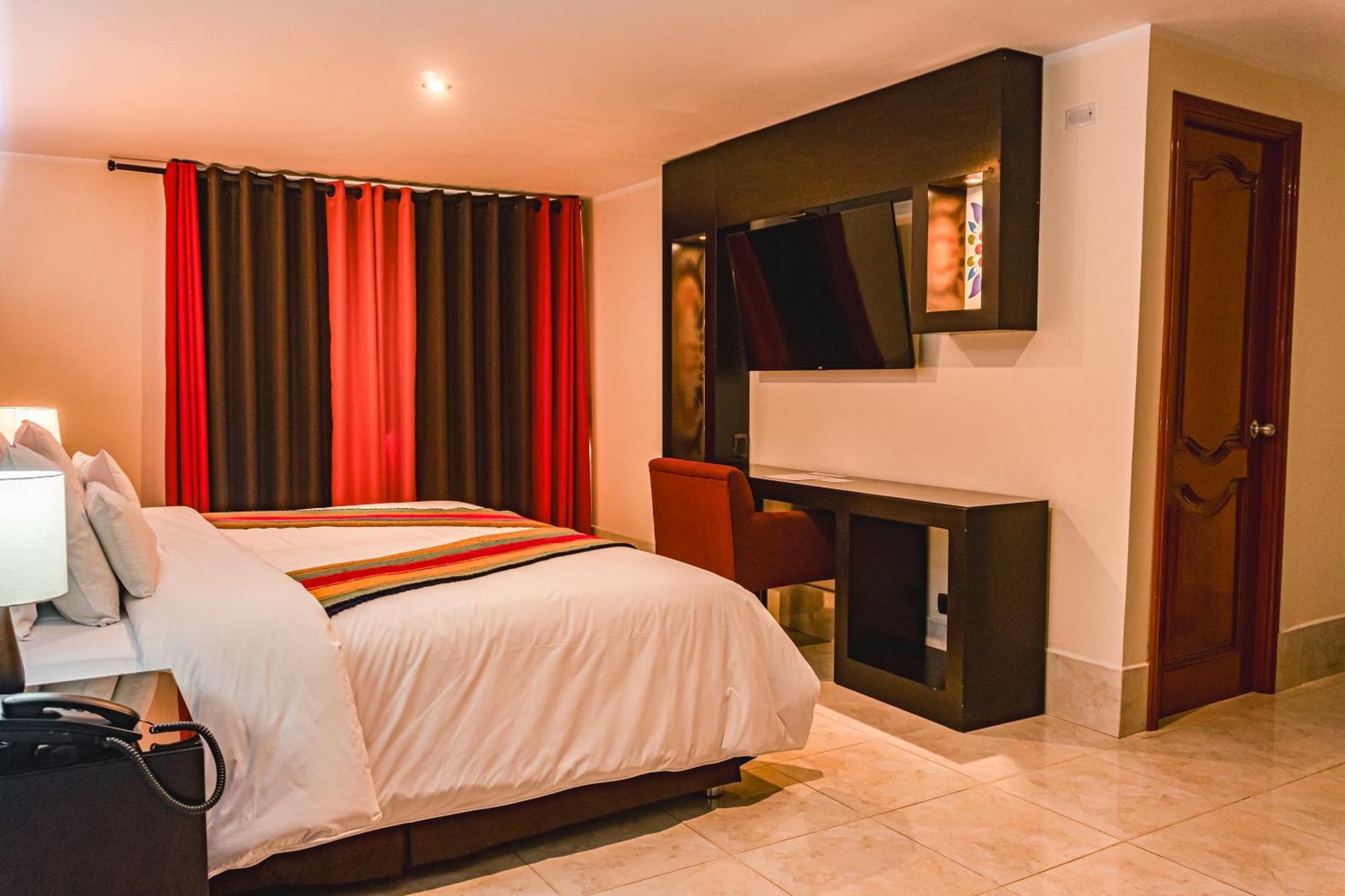 Altipacha Ayacucho Hotel Екстериор снимка