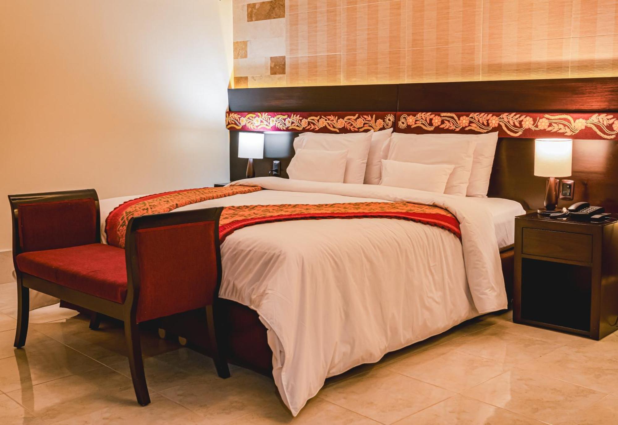 Altipacha Ayacucho Hotel Екстериор снимка